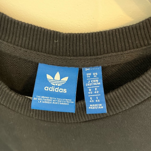 Adidas Crewneck Sweatshirt With Pockets Size Medium - Picture 3 of 3
